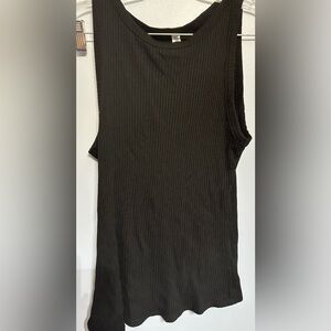 ZENANA WOMAN BLACK FITTED RIBBED TANK TOP SIZE LARGE
